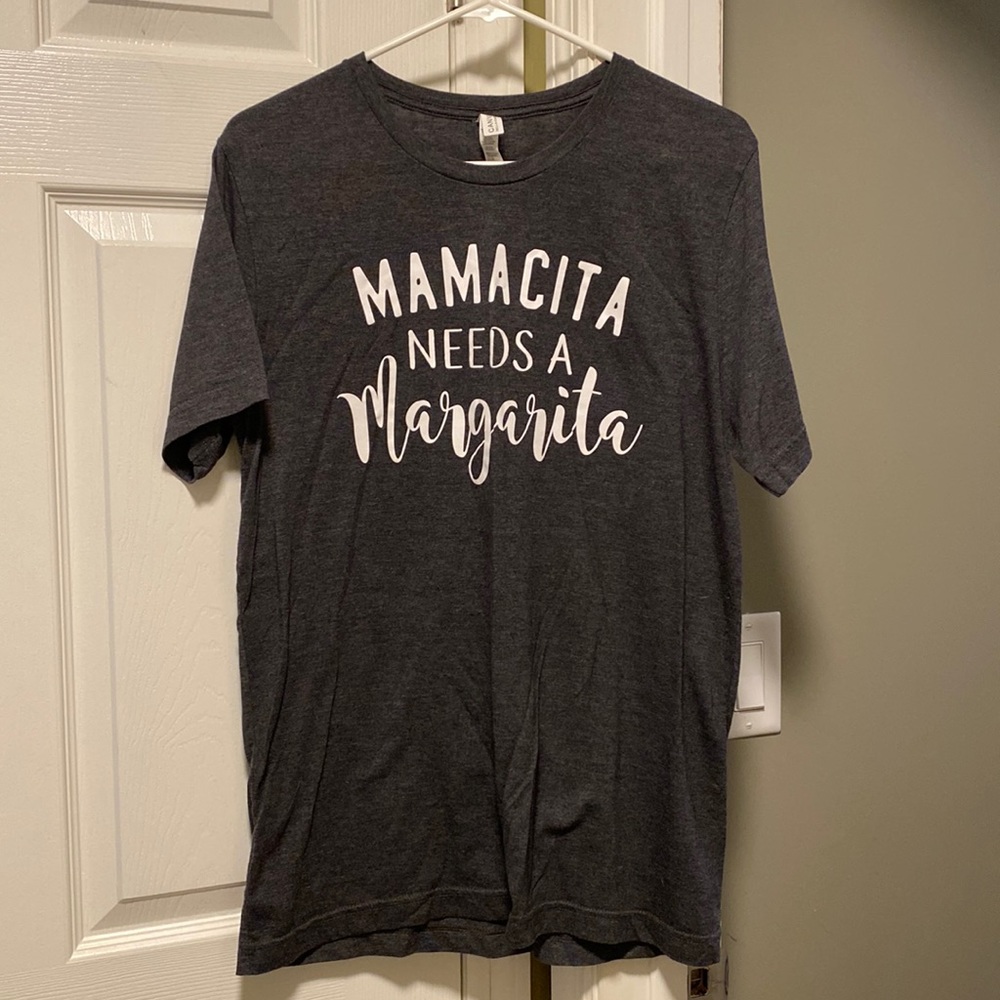 Women’s Graphic T-shirt - Picture 1 of 4